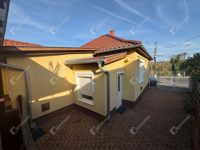 Eladó családi ház, Zalaegerszegen 75 M Ft, 3 szobás