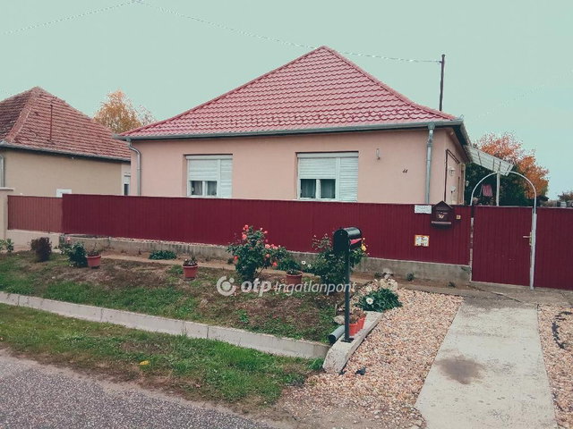 Eladó családi ház, Mátészalkán 54 M Ft, 3+1 szobás