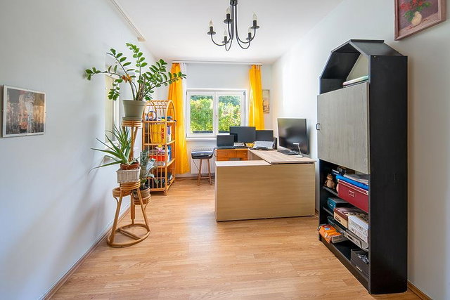 Eladó családi ház, Budapesten, III. kerületben 219.9 M Ft