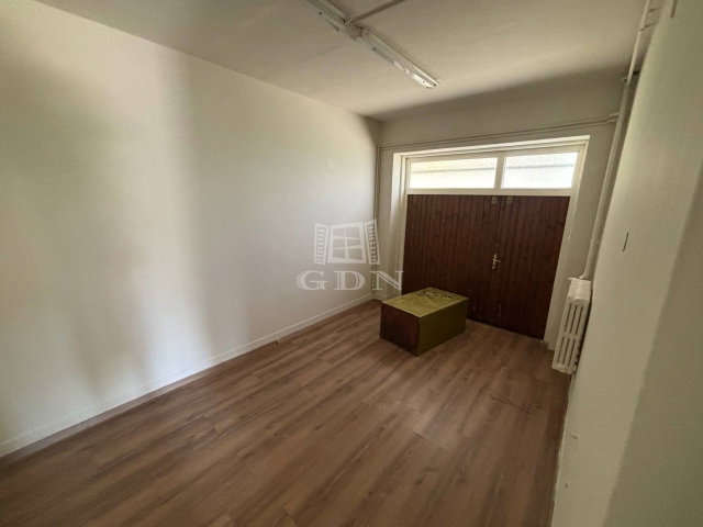 Eladó családi ház, Szombathelyen 119 M Ft, 9+1 szobás