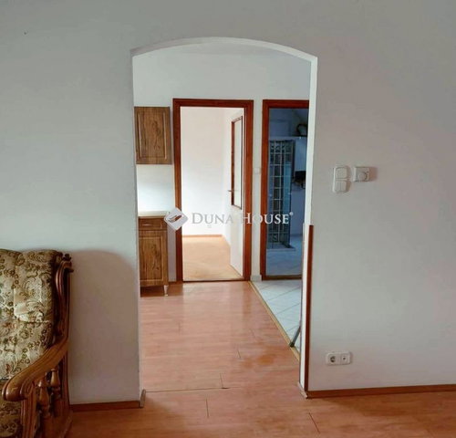 Eladó családi ház, Balatonfüreden 140 M Ft, 8 szobás