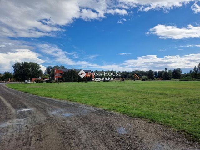 Eladó ipari ingatlan, Kalocsán 370 M Ft / költözzbe.hu
