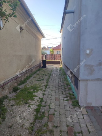 Eladó családi ház, Vértesszőlősön 53.9 M Ft, 3 szobás
