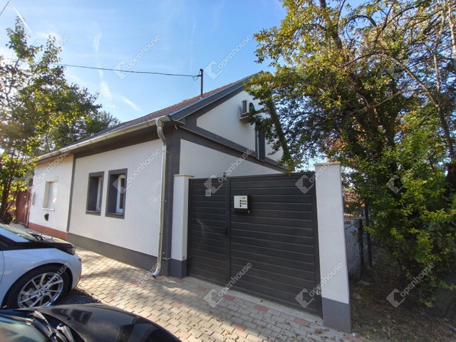 Eladó családi ház, Makón 57 M Ft, 3 szobás