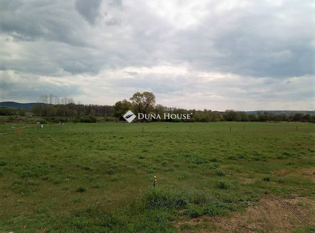 Eladó telek, Kesztölcön 21 M Ft / költözzbe.hu