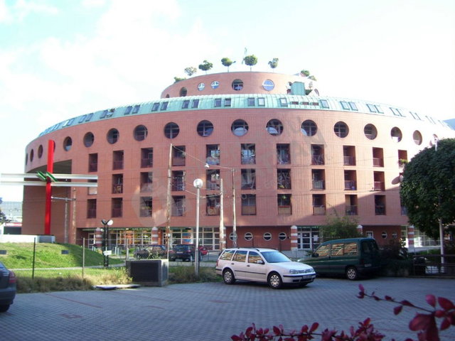 Eladó téglalakás, VIII. kerületben, Szeszgyár utcában