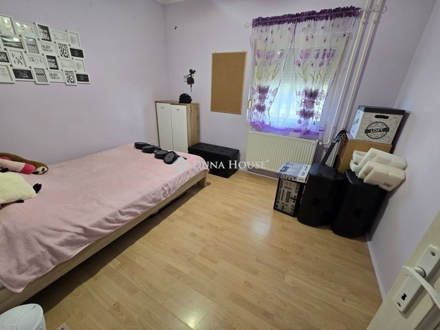 Eladó családi ház, Görcsönyben 71 M Ft, 3+2 szobás