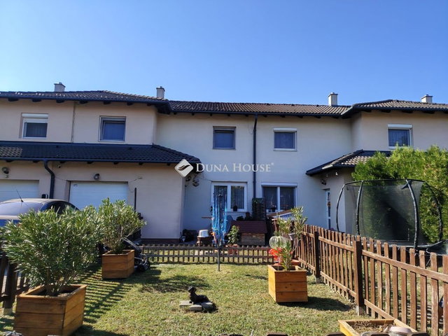 Eladó téglalakás, Polgárdin 80 M Ft, 3 szobás
