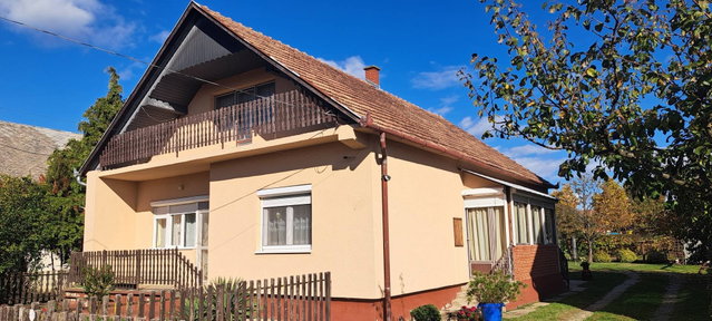Eladó családi ház, Zalakomáron 4.68 M Ft, 4 szobás