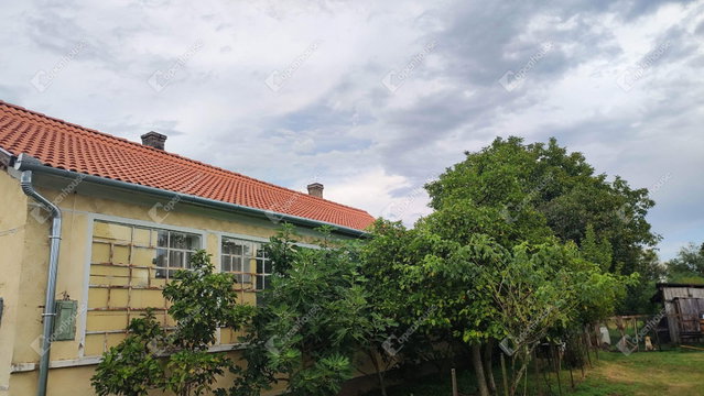 Eladó családi ház, Vízváron 18 M Ft, 2 szobás