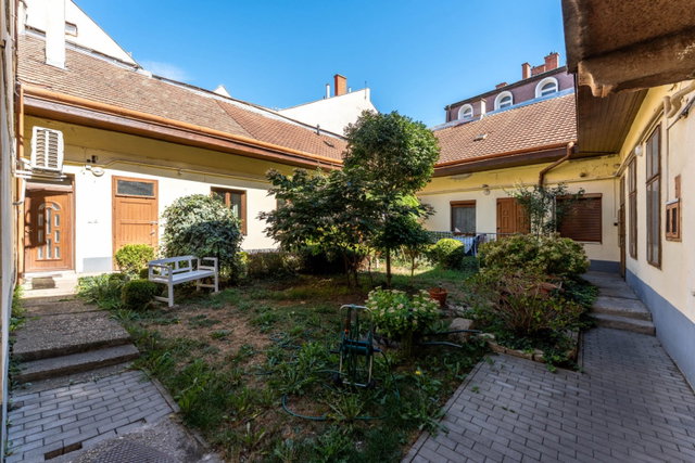 Eladó téglalakás, Székesfehérvárott 43 M Ft, 1 szobás