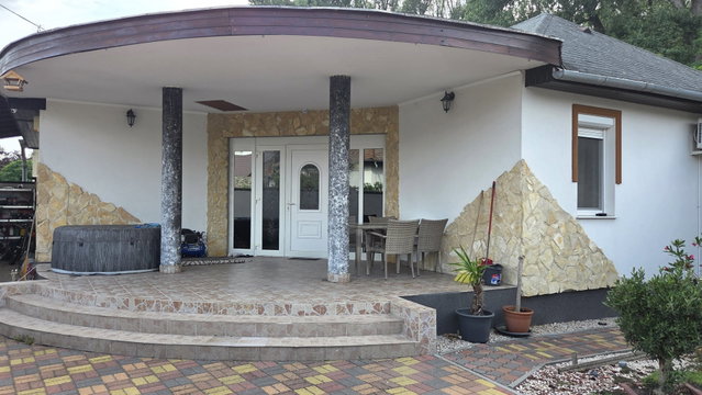 Eladó családi ház, Ráckevén 135 M Ft, 4 szobás