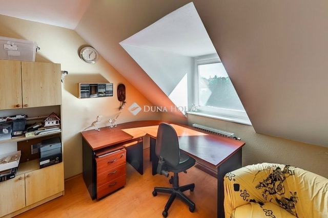 Eladó családi ház, Kecskeméten 110 M Ft, 5 szobás