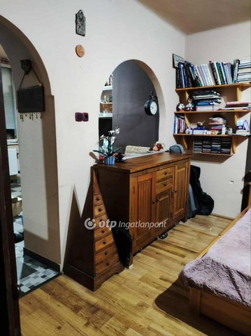 Eladó téglalakás, Mohácson 31 M Ft, 2 szobás