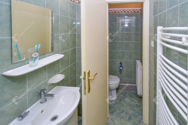 Eladó téglalakás, Szegeden 54 M Ft, 2 szobás