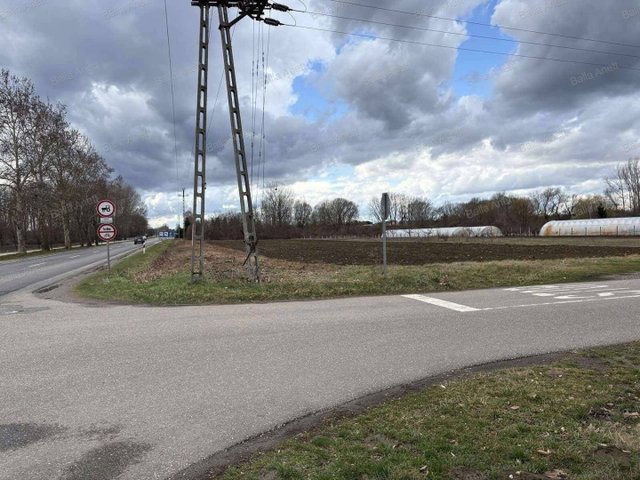 Eladó telek, Apagyon 9.999 M Ft / költözzbe.hu