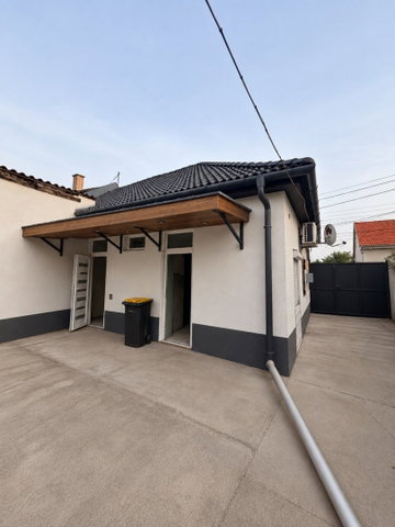 Eladó ikerház, Baján 33 M Ft, 2+1 szobás / költözzbe.hu