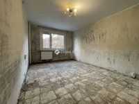 Eladó panellakás, Székesfehérvárott, Kígyó utcában 57 M Ft