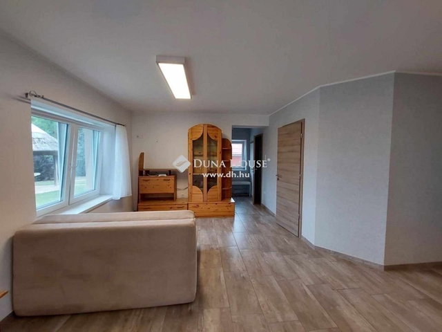 Eladó családi ház, Kerekegyházán 85 M Ft, 3 szobás