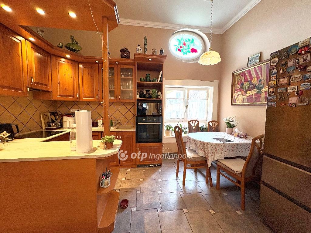 Téglalakás · 4 hálószoba · 94 m² · 126.900.000 Ft