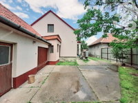 Eladó családi ház, Kiskőrösön 55 M Ft, 6 szobás