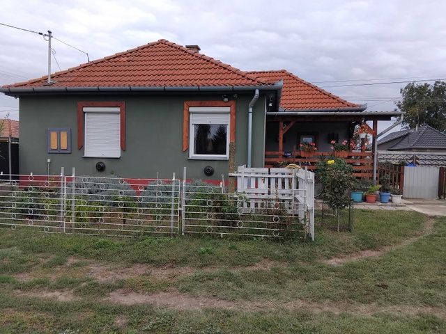 Eladó családi ház, Hosszúpályin 24.5 M Ft, 2 szobás