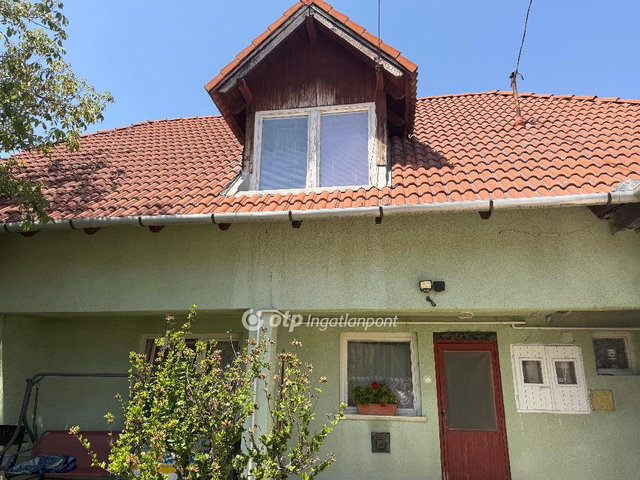 Eladó családi ház, Pilisjászfalun 96 M Ft, 5 szobás