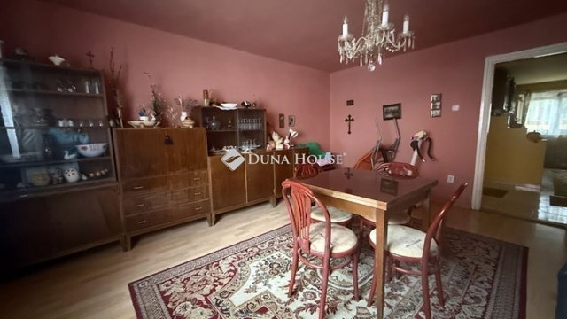 Eladó családi ház, Szombathelyen 85.9 M Ft, 5 szobás