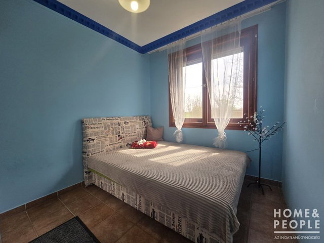Eladó családi ház, Hódmezővásárhelyen 74.999 M Ft, 5+1 szobás
