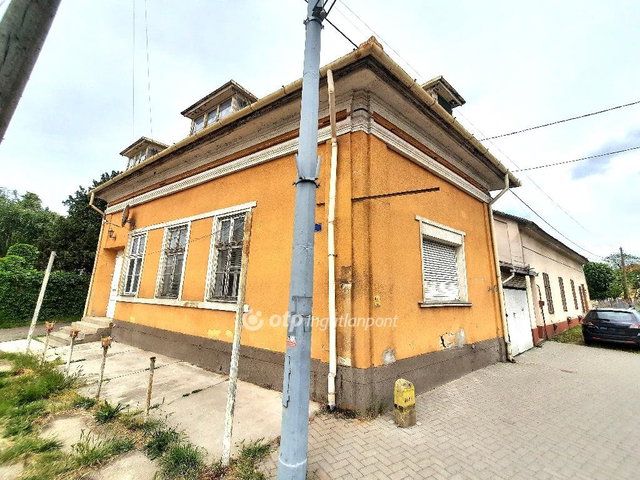 Eladó családi ház, Nagykőrösön 45 M Ft, 4+1 szobás