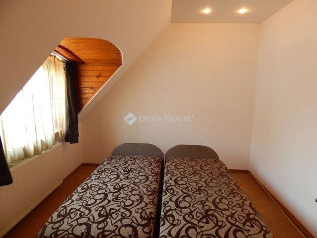 Eladó családi ház, Kecskeméten 115 M Ft, 6 szobás