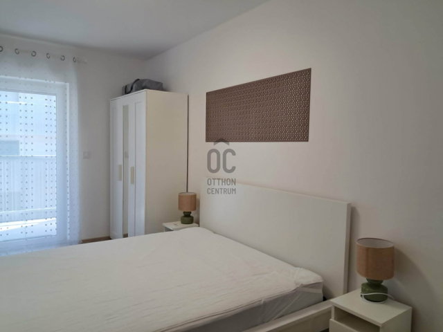 Kiadó téglalakás, albérlet, Debrecenben 430 E Ft / hó, 3 szobás