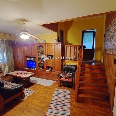 Eladó családi ház, Pilisen 89.5 M Ft, 4 szobás
