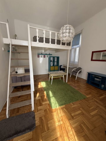 Eladó téglalakás, VIII. kerületben, Szeszgyár utcában