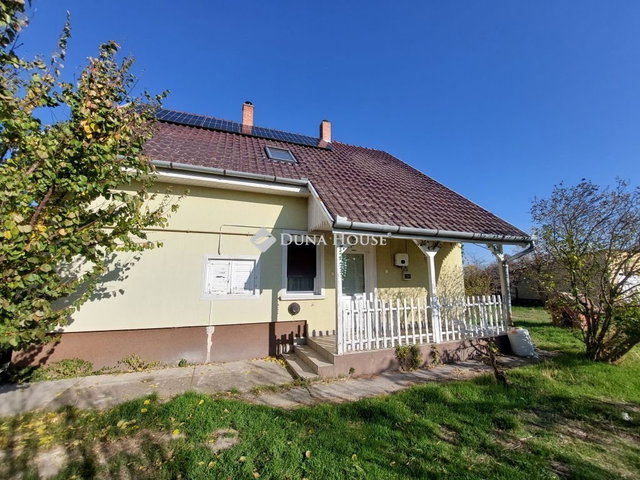 Eladó családi ház, Szabadszálláson, Orgona utcában 48.1 M Ft