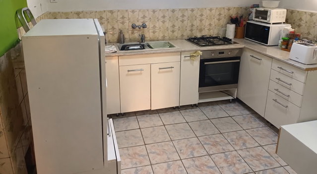 Eladó családi ház, Szadán 82 M Ft, 3 szobás