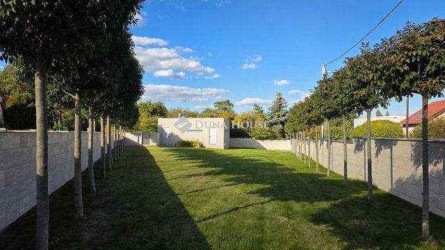 Eladó telek, Szombathelyen, Dob utcában 94 M Ft