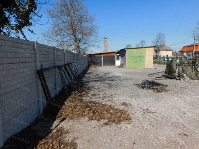 Eladó ipari ingatlan, Dombóváron 39.9 M Ft, 2 szobás