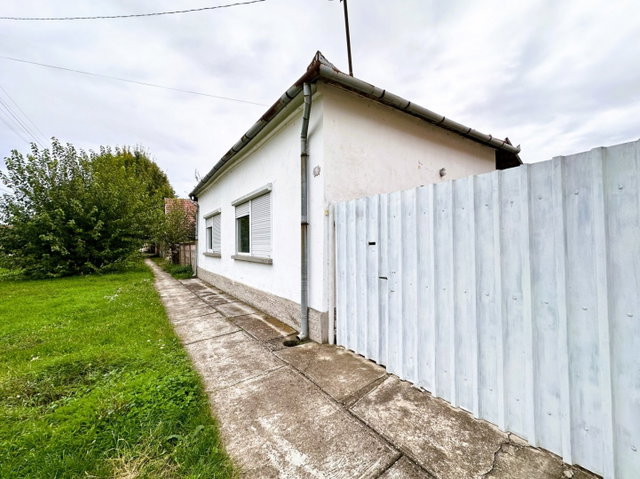 Eladó családi ház, Mezőkovácsházán 11.5 M Ft, 3 szobás