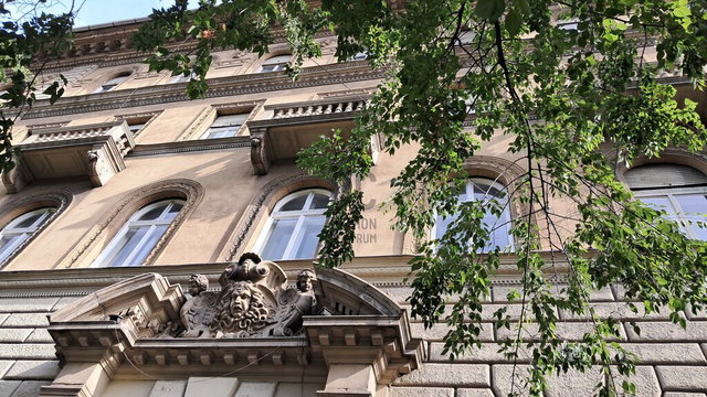 Eladó téglalakás, Budapesten, VI. kerületben 88.5 M Ft, 2 szobás
