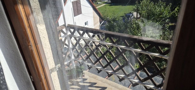 Eladó családi ház, Zalakaroson 97 M Ft, 5+4 szobás