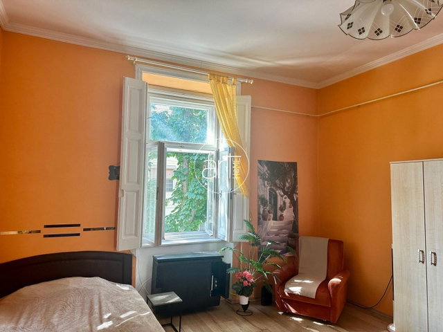 Eladó téglalakás, Szegeden, Maros utcában 35 M Ft, 1 szobás