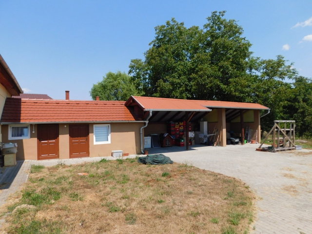 Eladó családi ház, Kehidakustányban 49.17 M Ft, 2+1 szobás