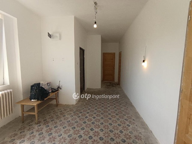 Eladó családi ház, Érden 95 M Ft, 4 szobás