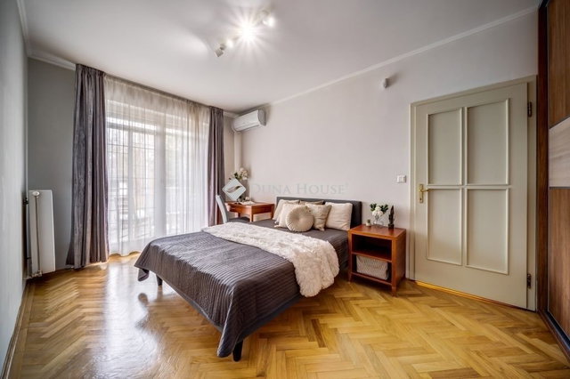 Eladó téglalakás, Budapesten, III. kerületben 156.9 M Ft