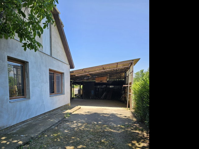 Eladó családi ház, Dombóváron 35 M Ft, 4 szobás