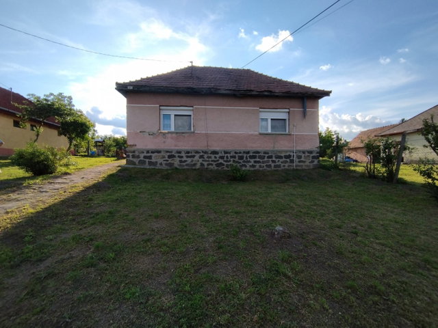Eladó családi ház, Bujákon 15.99 M Ft, 2 szobás