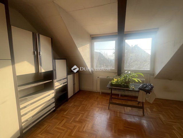 Eladó családi ház, Harkán 85 M Ft, 5 szobás