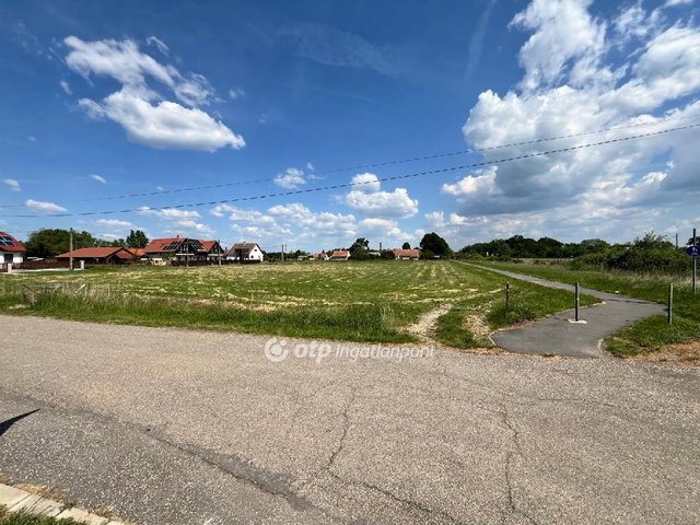 Eladó telek, Hortobágyon 22.631 M Ft / költözzbe.hu