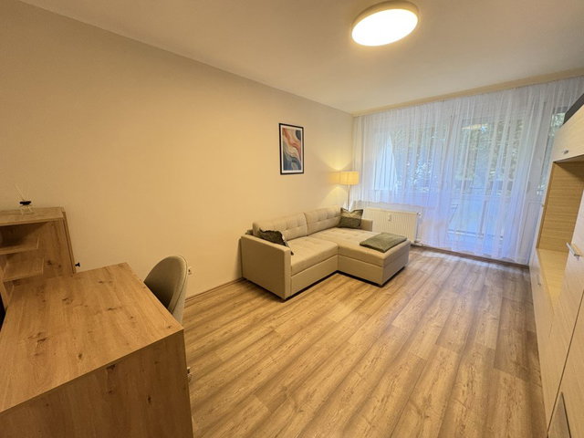 Kiadó panellakás, albérlet, Kaposváron, Béke utcában